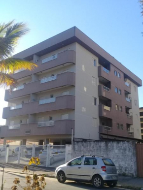 Apartamento 3 quartos próximo a Praia Grande com ar condicionado